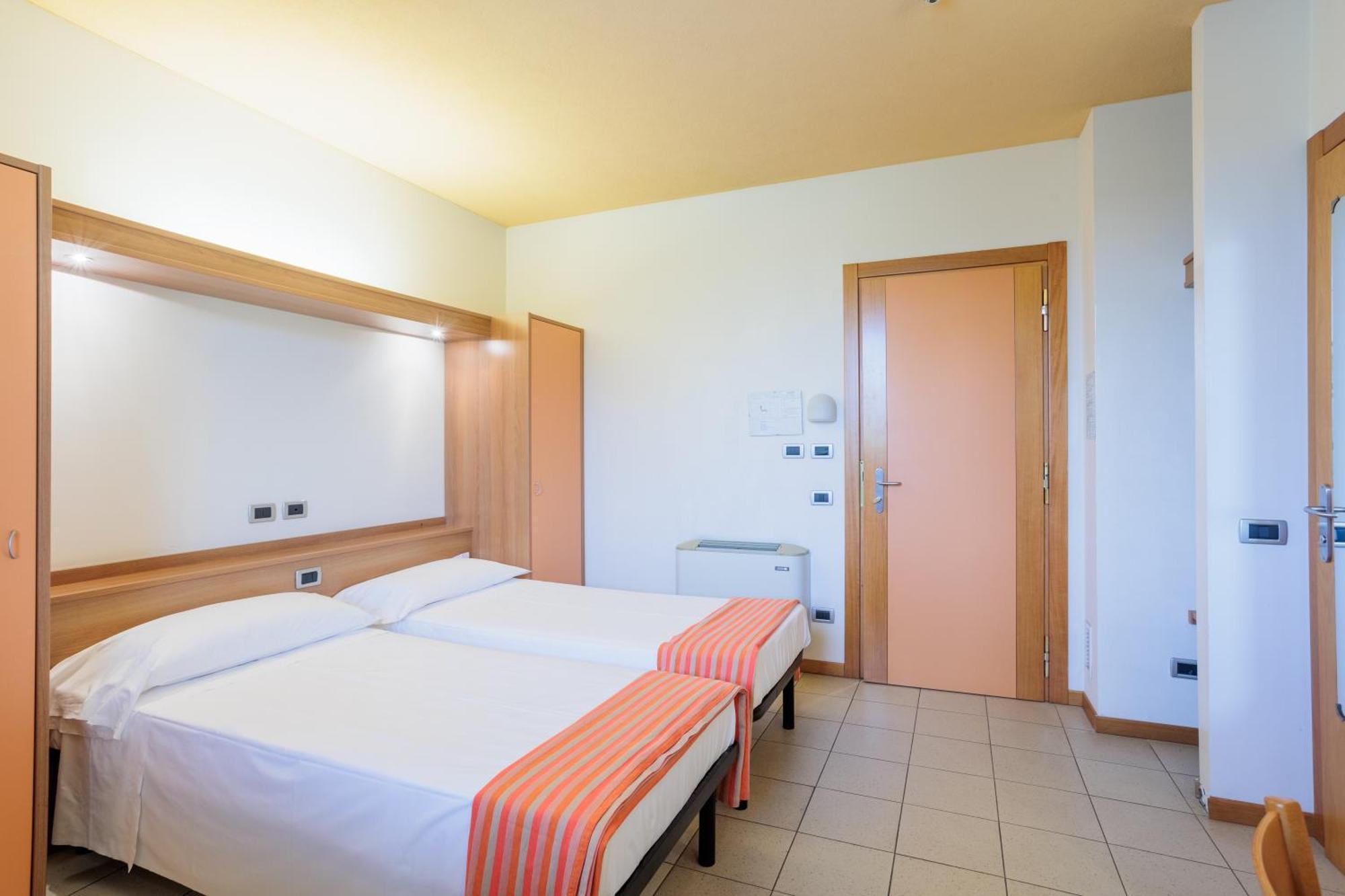 Eurhotel Fontevivo Zewnętrze zdjęcie
